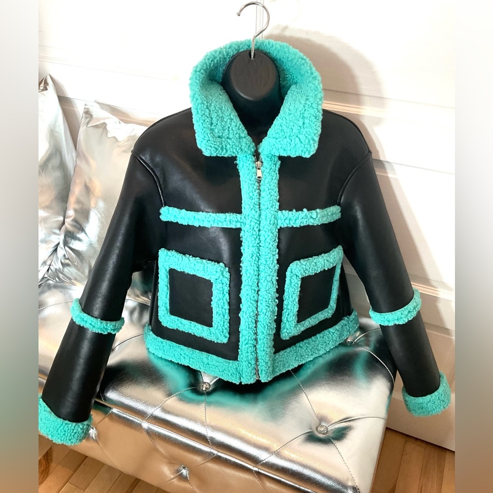 GLAMOROUS CROPPED JACKET - Picture 1 of 13